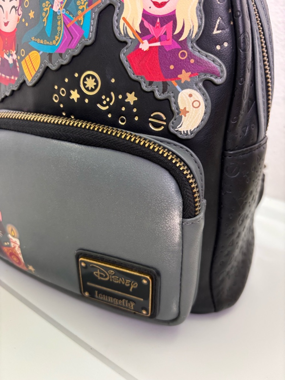Loungefly Disney Hocus Pocus Mini Backpack - Black/Gray - Picture 9 of 9